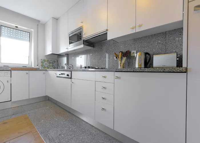 Flat Casino - Moderno & Otima Localizacao! Фигейра-да-Фош